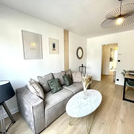 Appartement L'Instant Present - Calme & Elegant Proche Gare à Roanne Extérieur photo